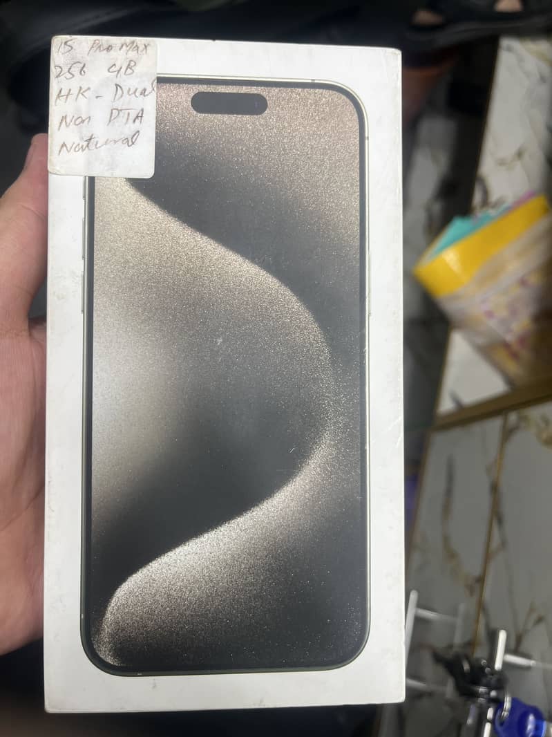 iPhone 15 pro max read description 6