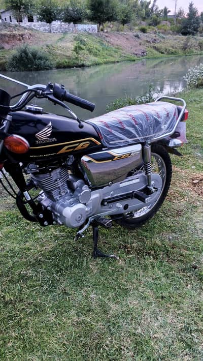 Honda 22 modal salap start new condition Punjab number smart card file