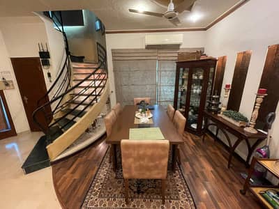 10 MARLA ITALIAN DESIGN NEW MANSION IN DHA PHASE 4 REAL PICTURE