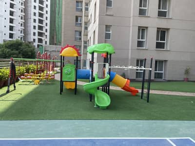 Lakhani Presidency Compound Facing Flat For Sale