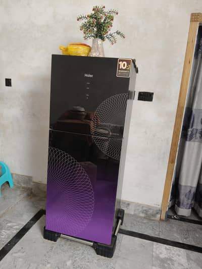 Hair Fridge New condition 1 years used he box pack condition he