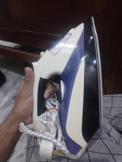 STEAM IRON GVC PRO