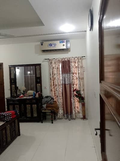 6.5 Marla Triple Storey House With 7k Soler And Fans For Sale In Iqbal Town Lahore