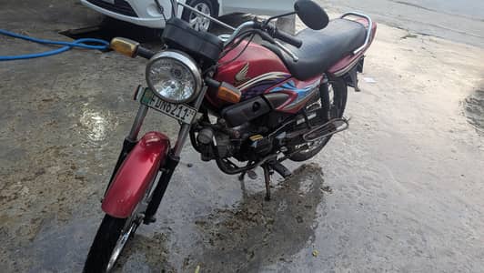 Honda Pridor 2014  (Average 48+)