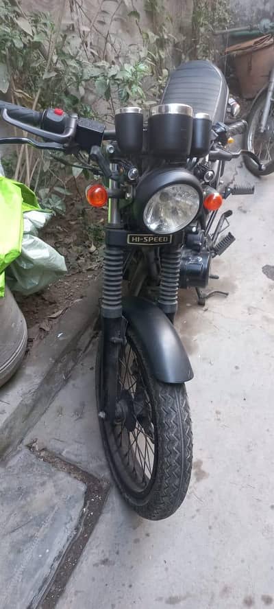 Hi speed 2023 moder ha 12 500 km chalai ha new bike ha