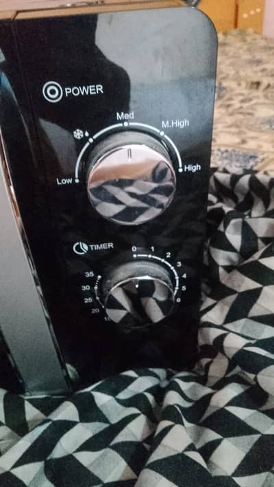 National microwave oven