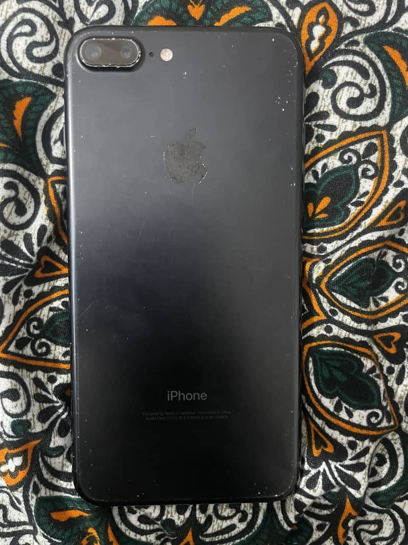 iPhone 7 Plus 1