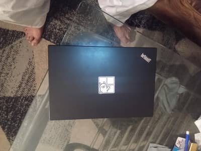 Lenove Thinkpad toch screen 16/500 GB almost new