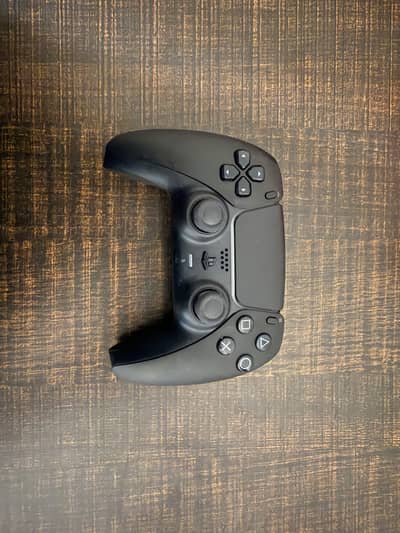 PS5 controller barely used