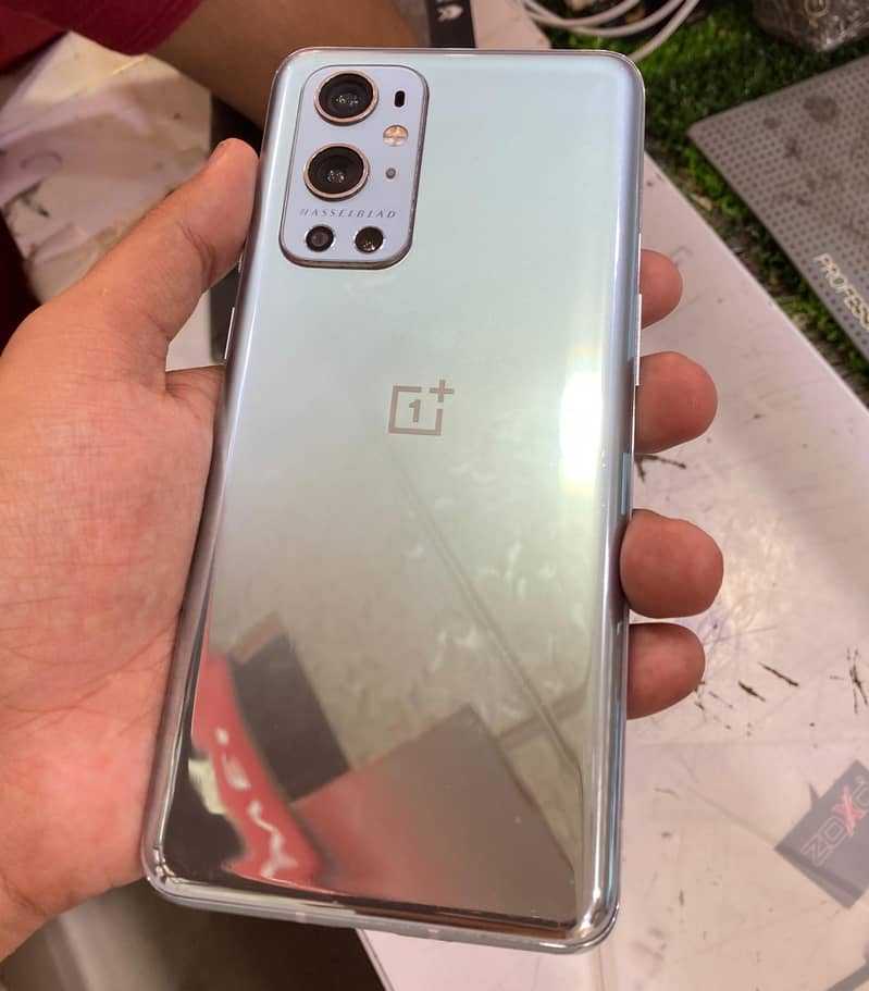 OnePlus 9 pro 0