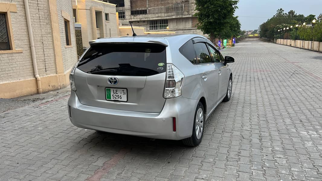 Prius 5