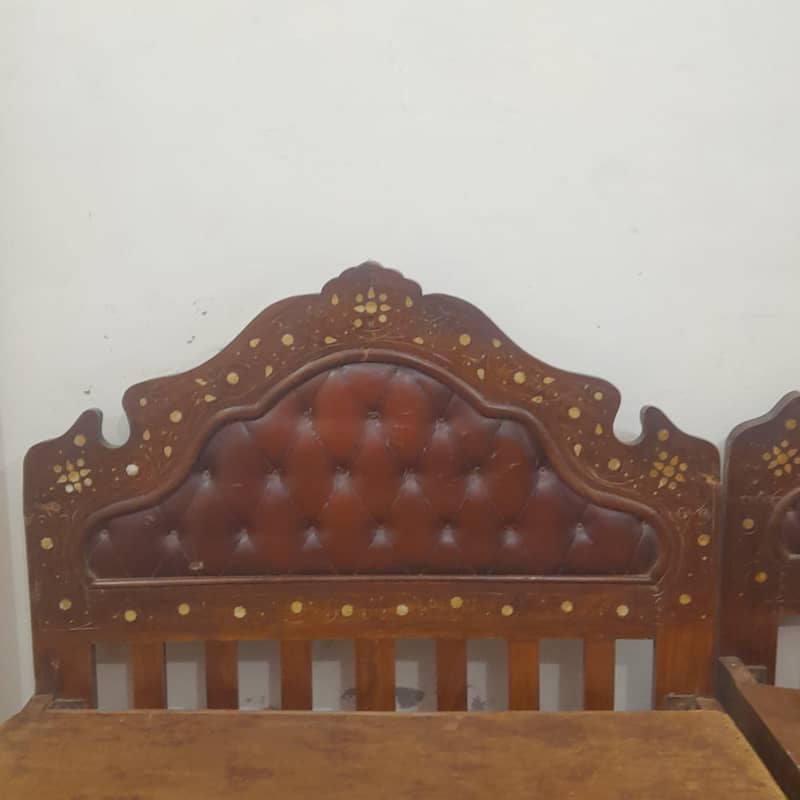 King Size Single Bed 0