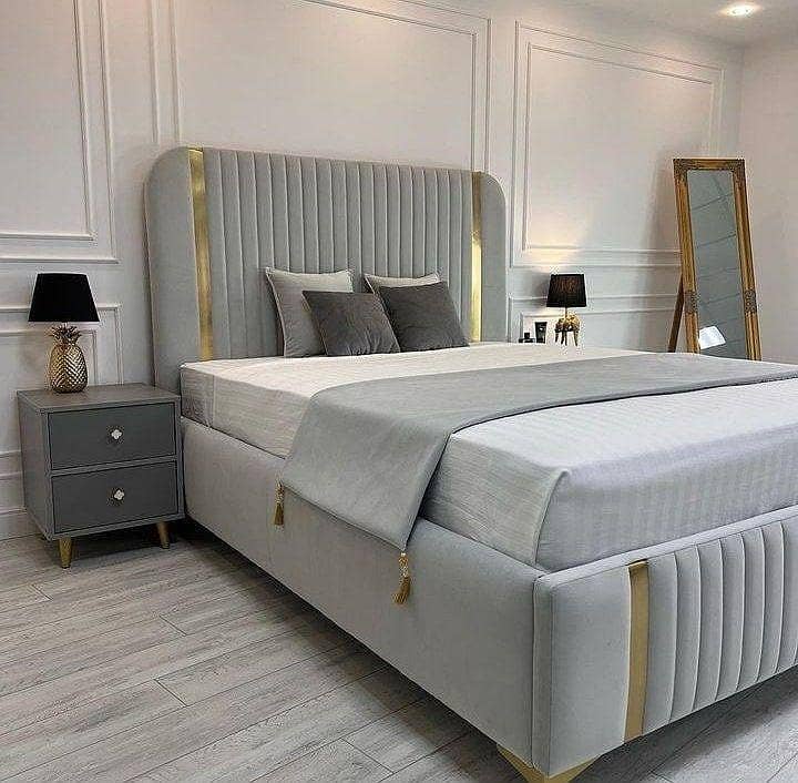 King size bed 3