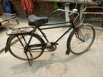 urgent sale shorab bicycle baba cycle   jis ne Leni h sirf wohi messkr