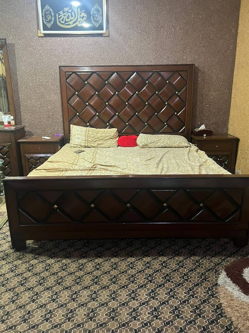 bed dewan 0