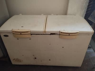 pel waves freezer for urgent sale