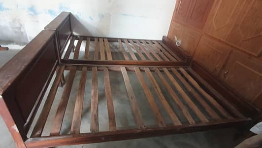 bed for room