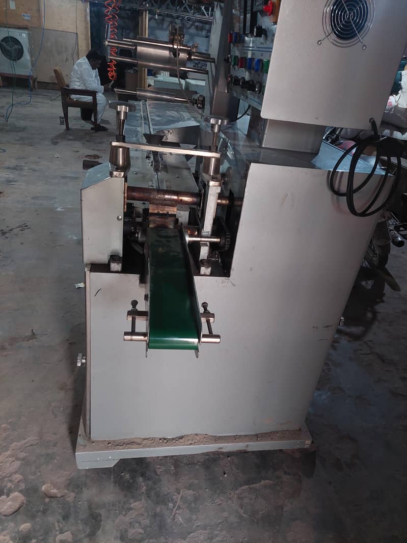 packing machine 1