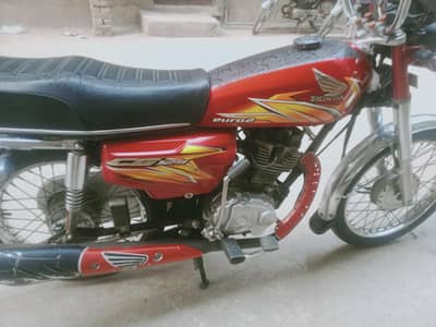 Honda CG 125 RED