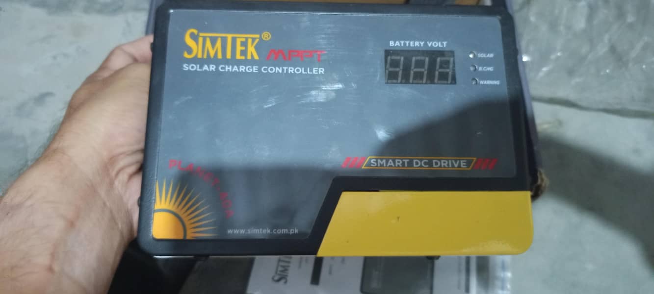 Simtec Solor Charger Controller 3