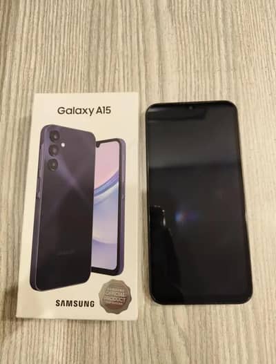 Samsung a15 6/128 with box