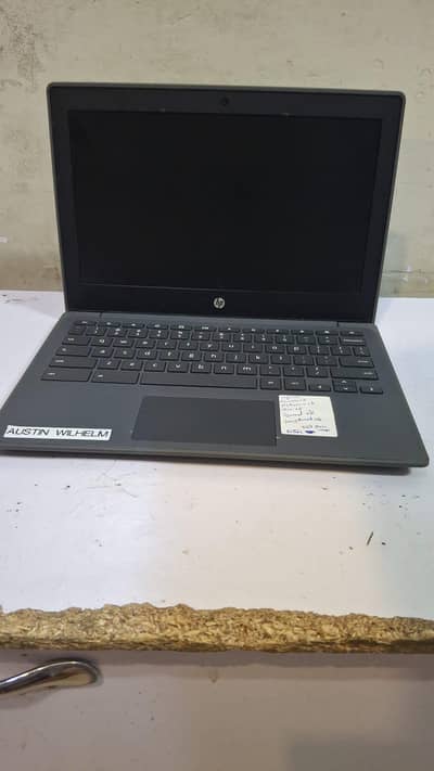 HP Slim Chromebook - 4GB RAM / 32GB Storage (Fresh Condition) 2029