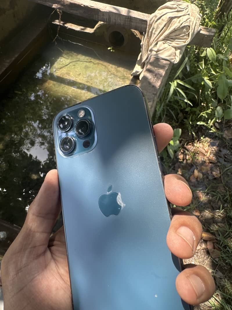 iPhone 12 pro max 6