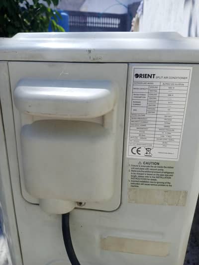 Orient ka Ac he Lush condition me urgent sell karna he