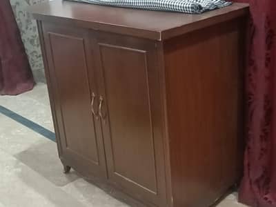 Iron / Istari Stand