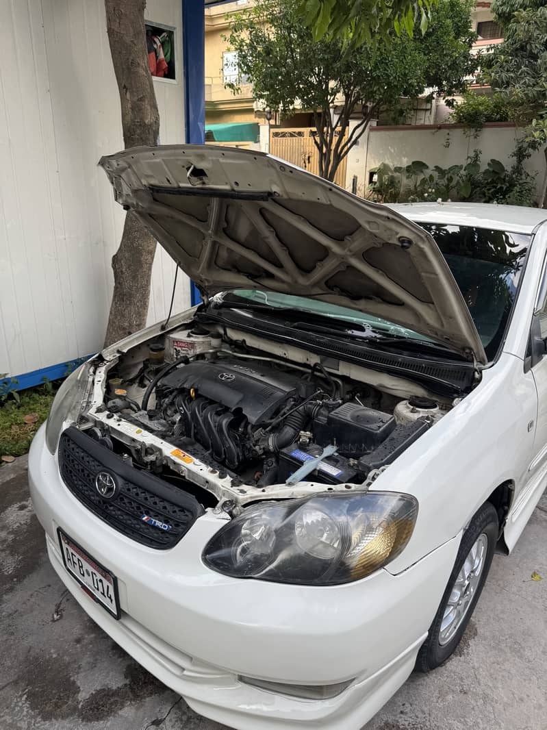 Corolla Se saloon Automatic 4