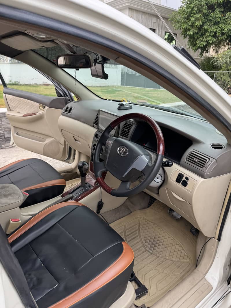 Corolla Se saloon Automatic 13