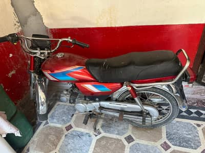 Honda CD 70hai bike ok hai  jis la nam pa tha us ka death certificate