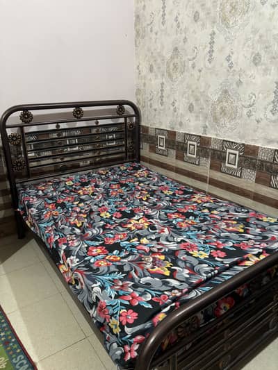 Iron bed