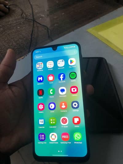 Samsung galaxy A16