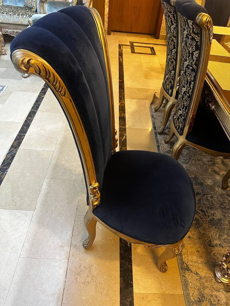 Dining table 7