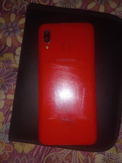 Samsung A20