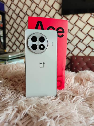 OnePlus ace 5 16Gb 512Gb