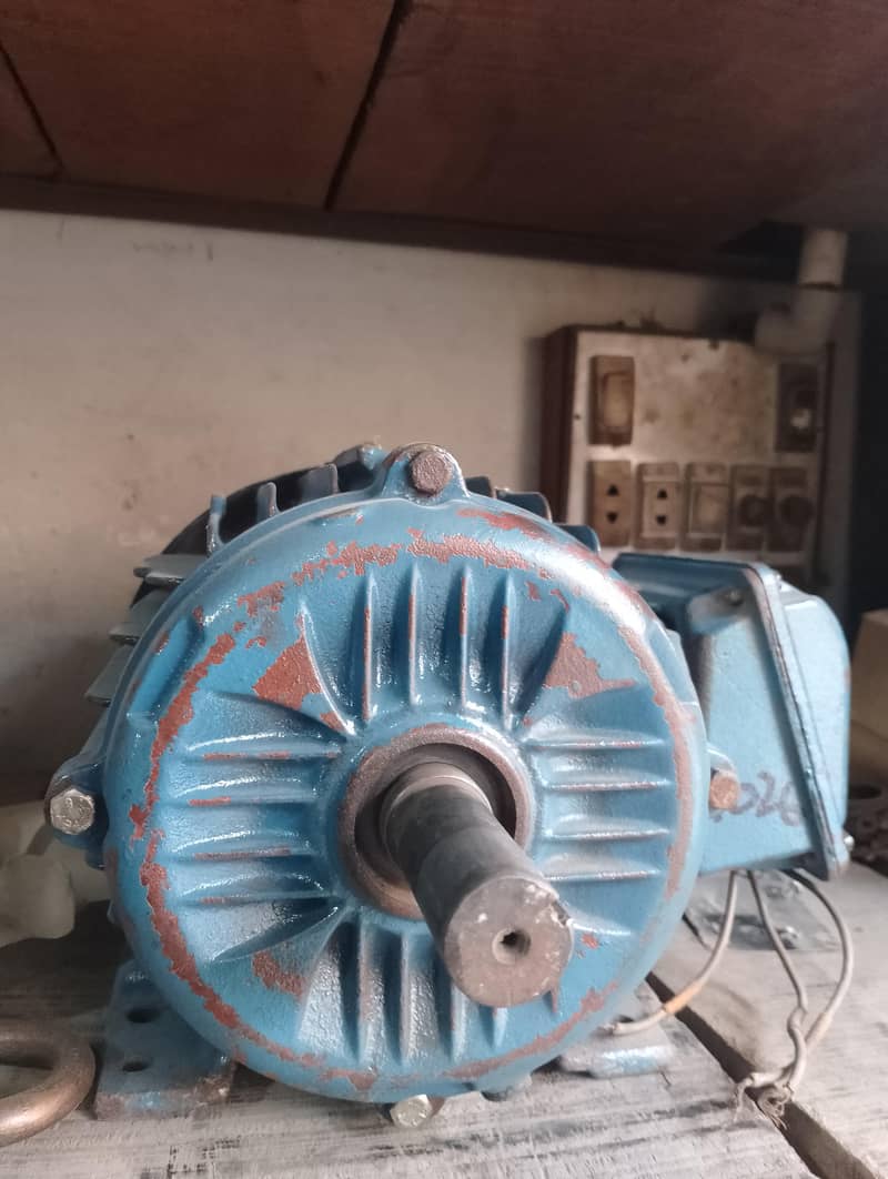 single phase or three phase motor 11