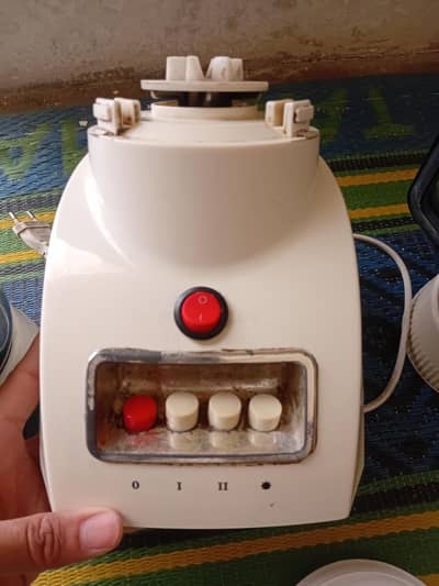 juicer machine available normal condition