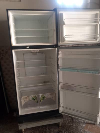 fridge for sale 03165021748