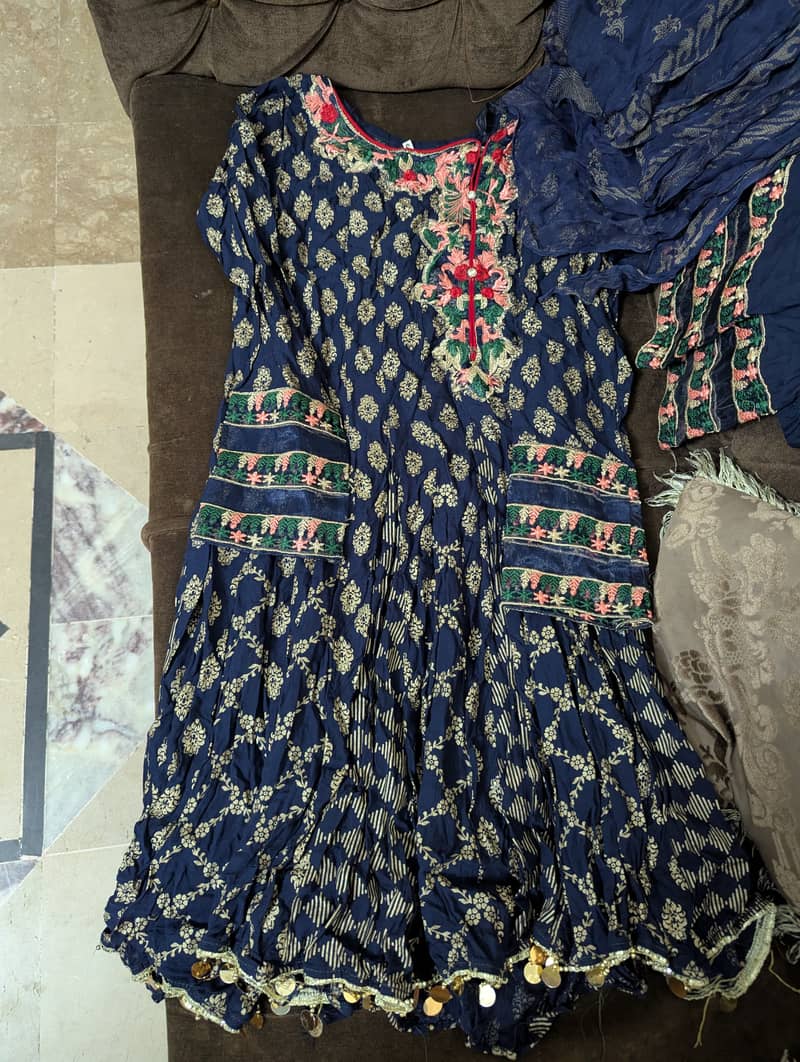 Frock small size 4