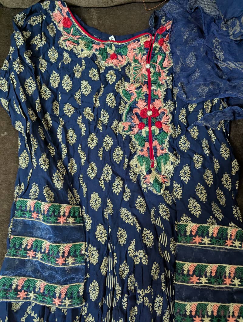 Frock small size 6