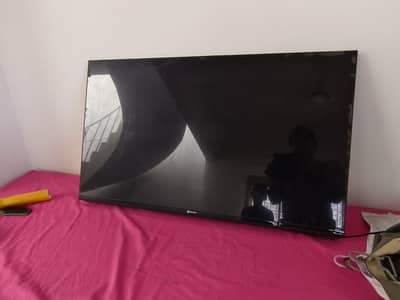 Multinet Smart LED FHD