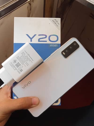 Vivo Y20 with box charger