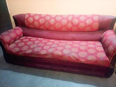 Sofa Set For Sale – Good Condition”