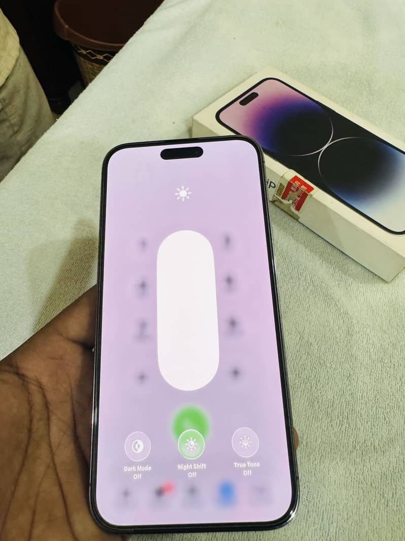 iPhone 14 Pro Max 4