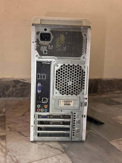 Gaming PC with moniter