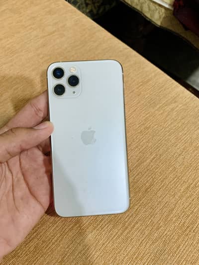 Iphone 11 pro 256 Gb factory unlock condition 10 by 9