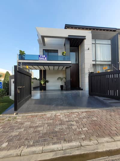 13 Marla Corner House for Sale in Bahria Town Lahore