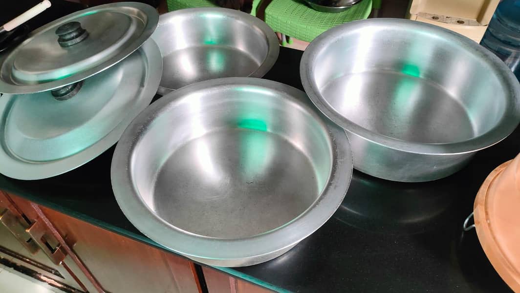 cooking pots 1